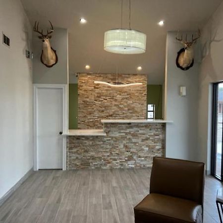 Garden Inn & Suites Hebbronville Экстерьер фото