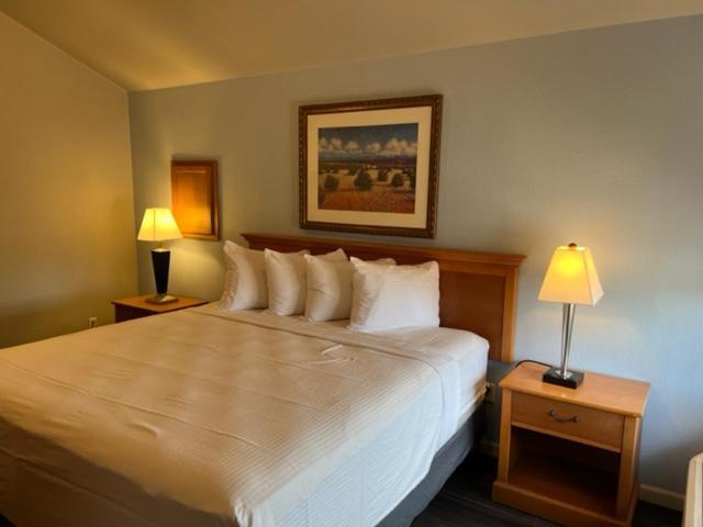 Garden Inn & Suites Hebbronville Экстерьер фото